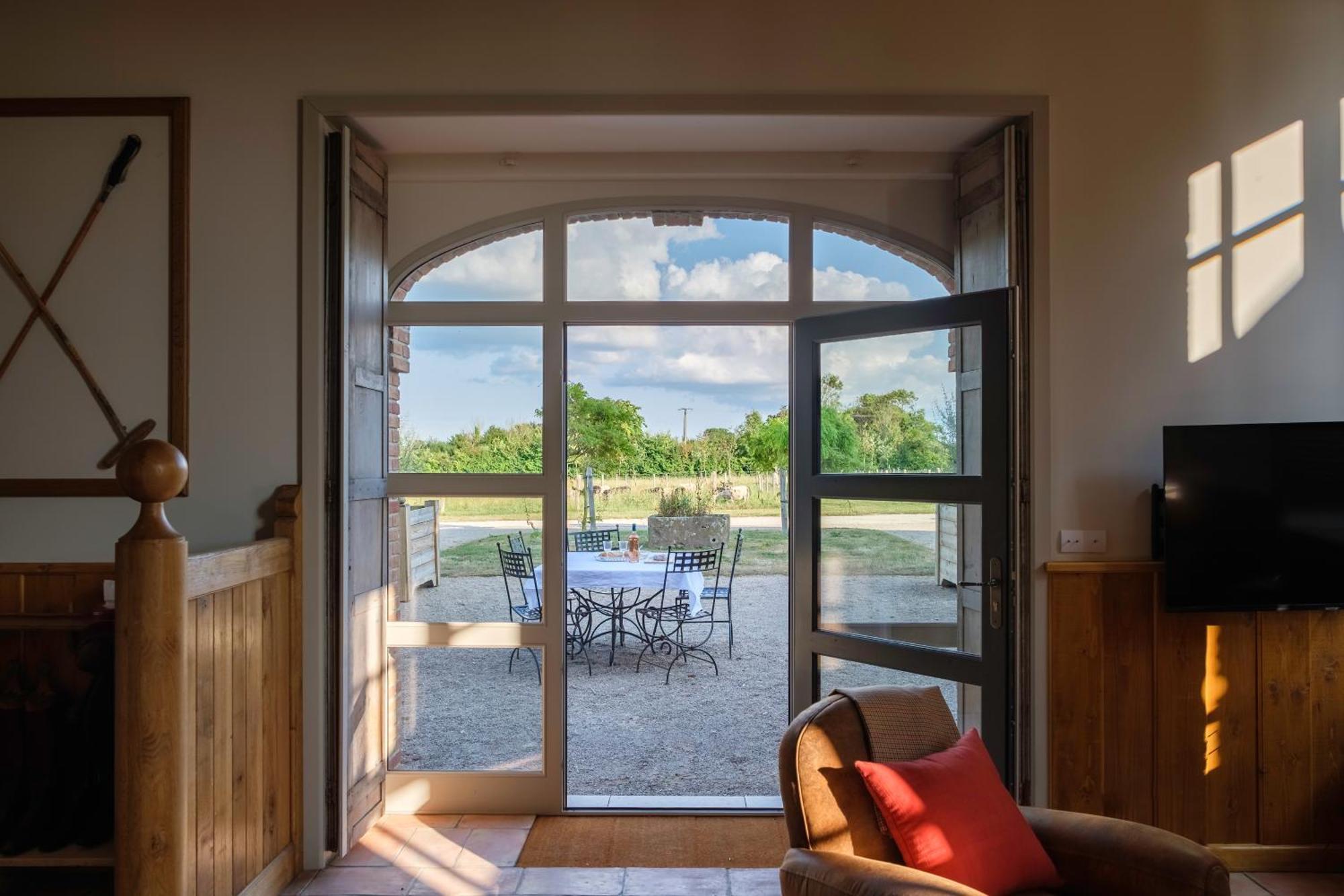 Le Domaine De Ravenoville - Pierres D'Histoire Exterior photo